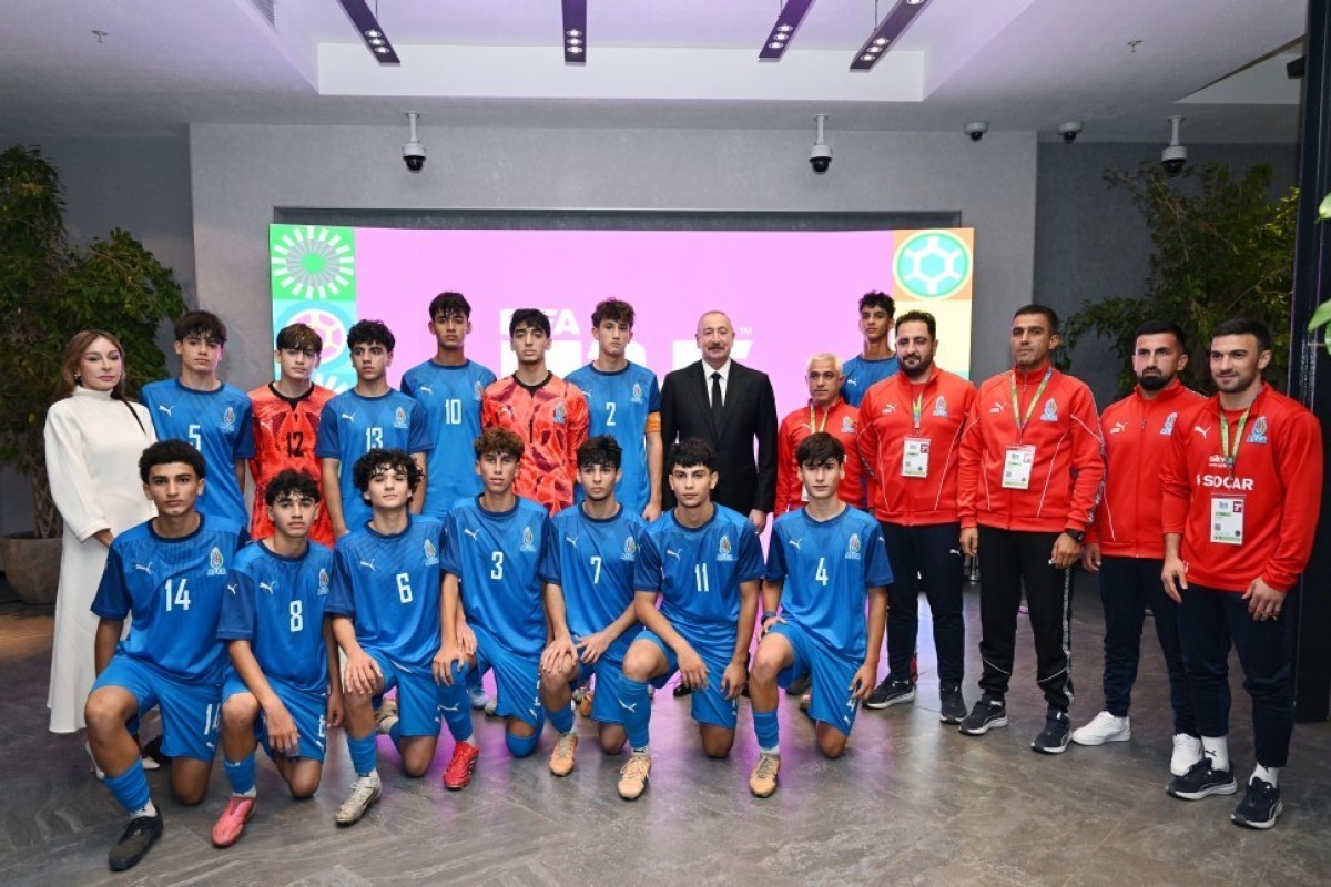Ильхам Алиев наблюдал церемонию открытия чемпионата мира и фестиваля FIFA U-15-ОБНОВЛЕНО 