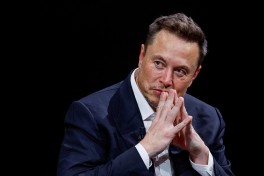 Маск: Киев нарушил условия использования Starlink