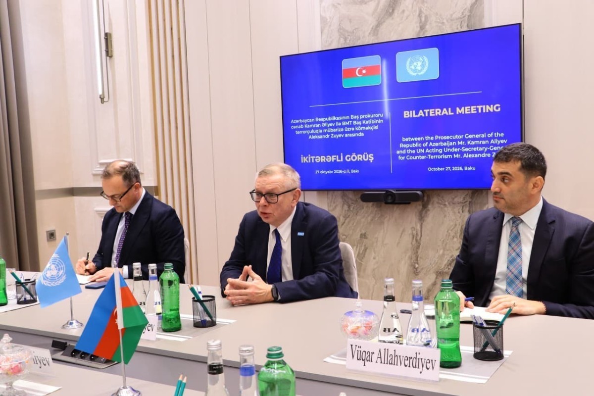 Генпрокурор Азербайджана провел переговоры с Александром Зуевым-ФОТО 