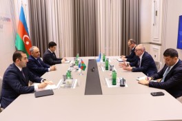 Генпрокурор Азербайджана провел переговоры с Александром Зуевым-ФОТО 