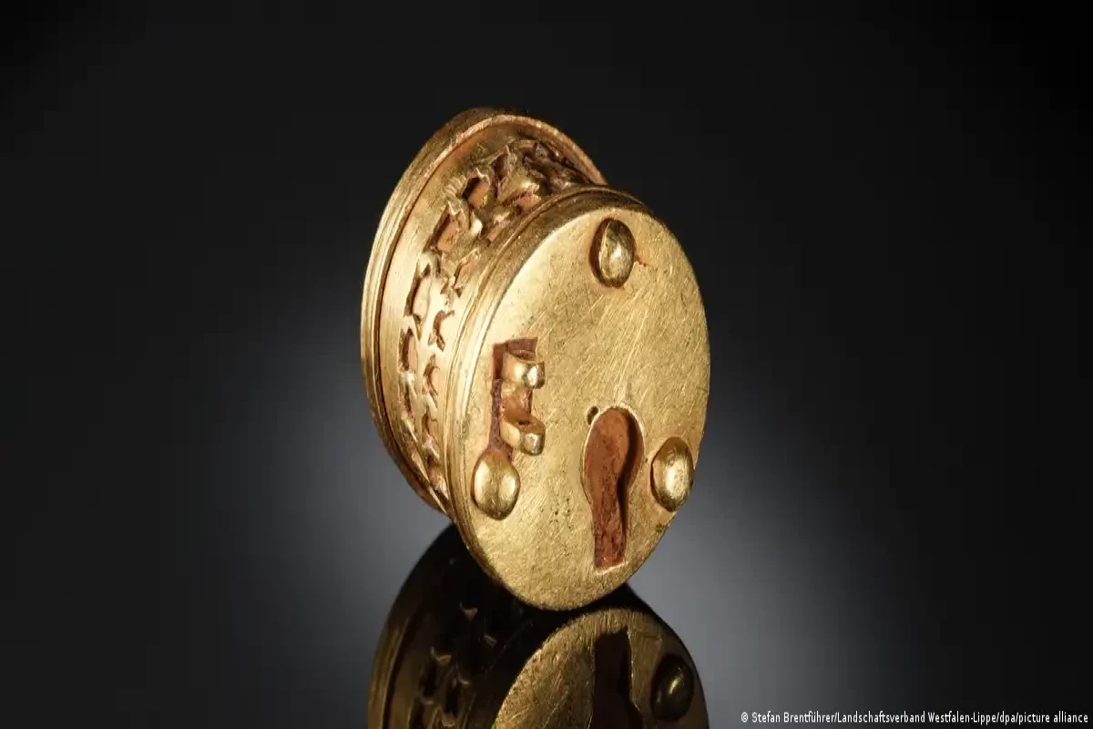 Замок размером с монету: раскрыта тайна римских мастеров