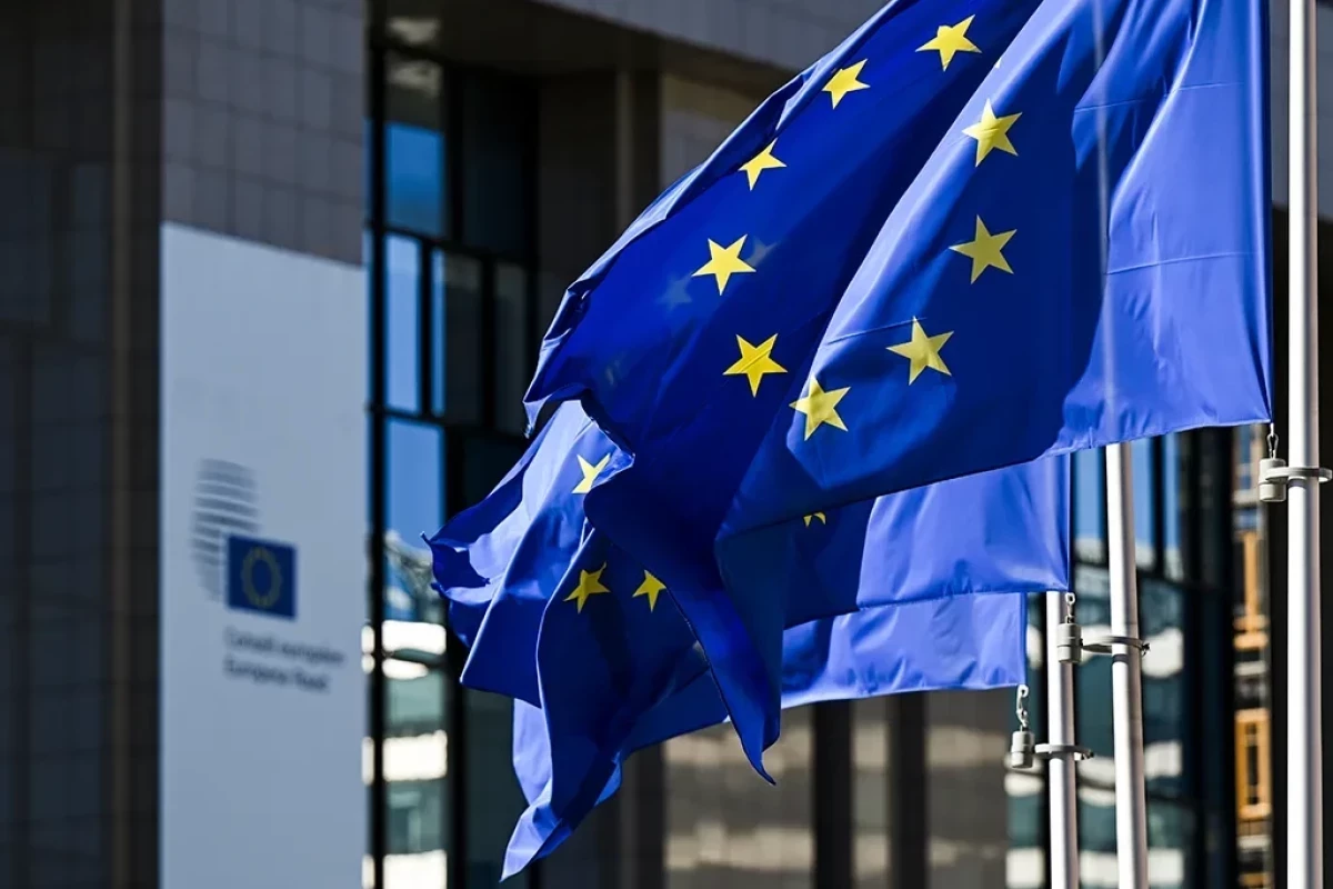 СМИ: Попытки европейских стран определить переговорщика с РФ обернулись хаосом
