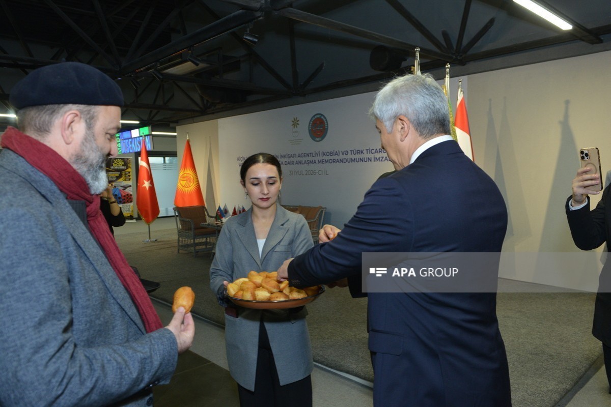 В Баку открылся Торговый дом Кыргызстана-ФОТО 