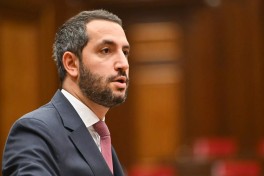 Рубинян обвинил оппозицию в драке и назвал ее «пятой колонной»