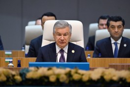 Мирзиёев на полях саммита ОТГ в Анкаре поблагодарил Алиева 
