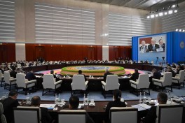 Токаев предложил разместить штаб-квартиру Банка развития ШОС в Казахстане