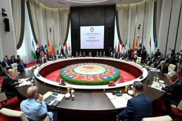 ШОС утвердила Бишкекскую декларацию и пакет из двух десятков документов