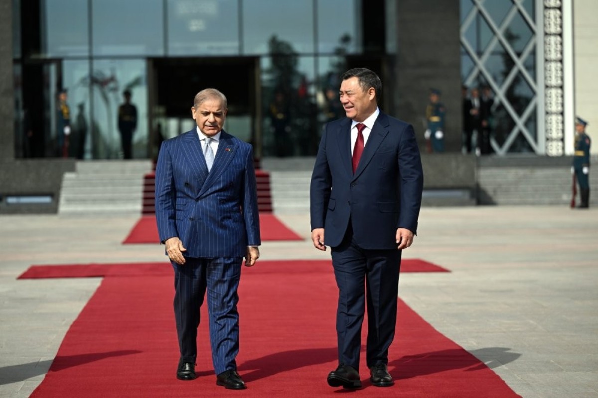 Жапаров и Шариф проводят переговоры в Бишкеке-ФОТО 