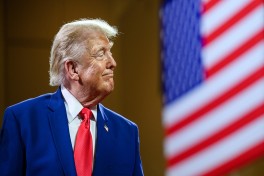 Трамп: США потребуют от ЕС вернуть потраченные на Украину деньги