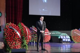 «Очень трудно смириться»: в Баку простились с Александром Шаровским-ОБНОВЛЕНО 