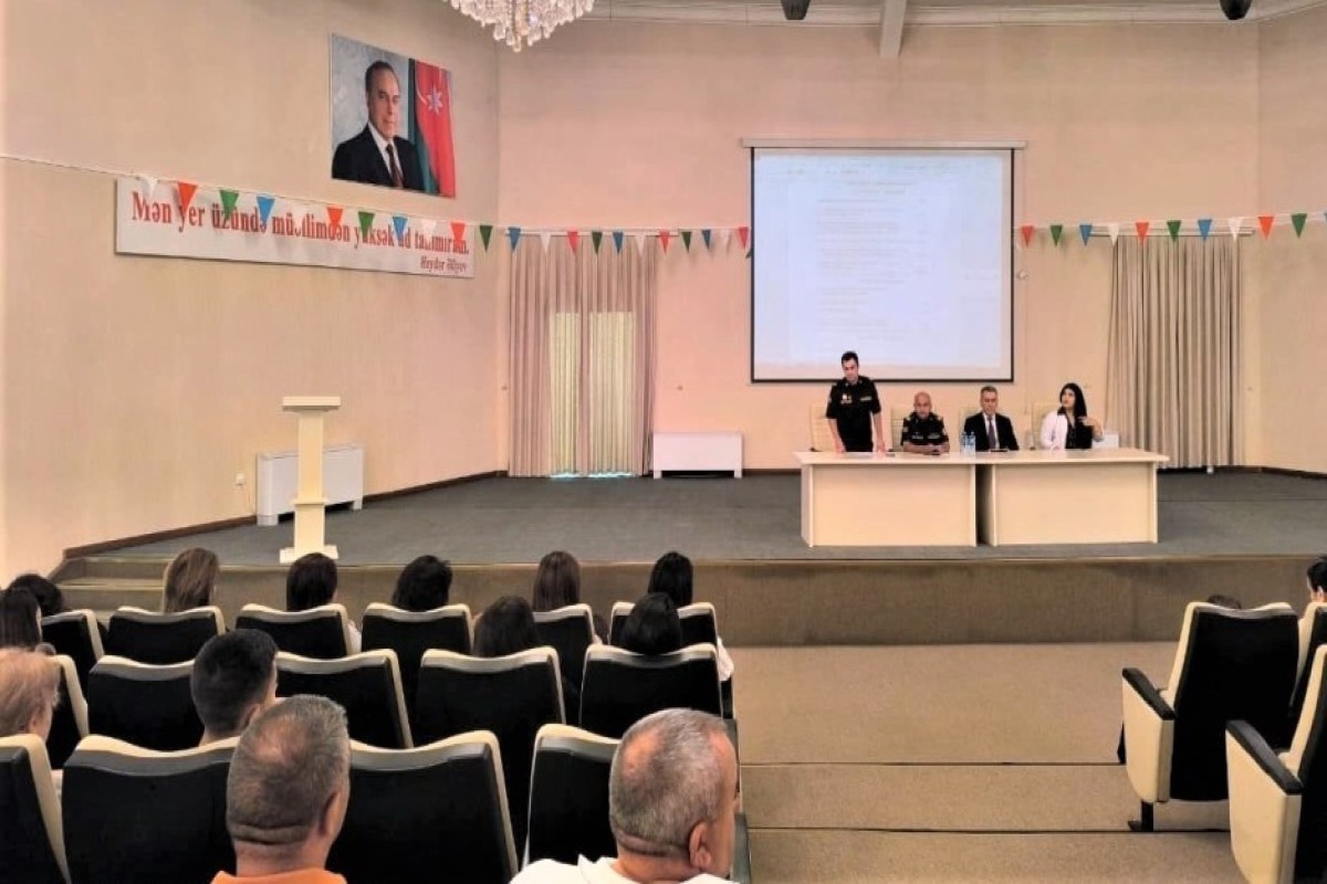 ЧС обучило школьных педагогов действиям при чрезвычайных ситуациях-ФОТО 