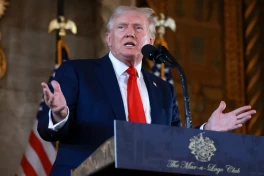 Трамп пообещал выплатить американцам по $5 тысяч в случае победы республиканцев