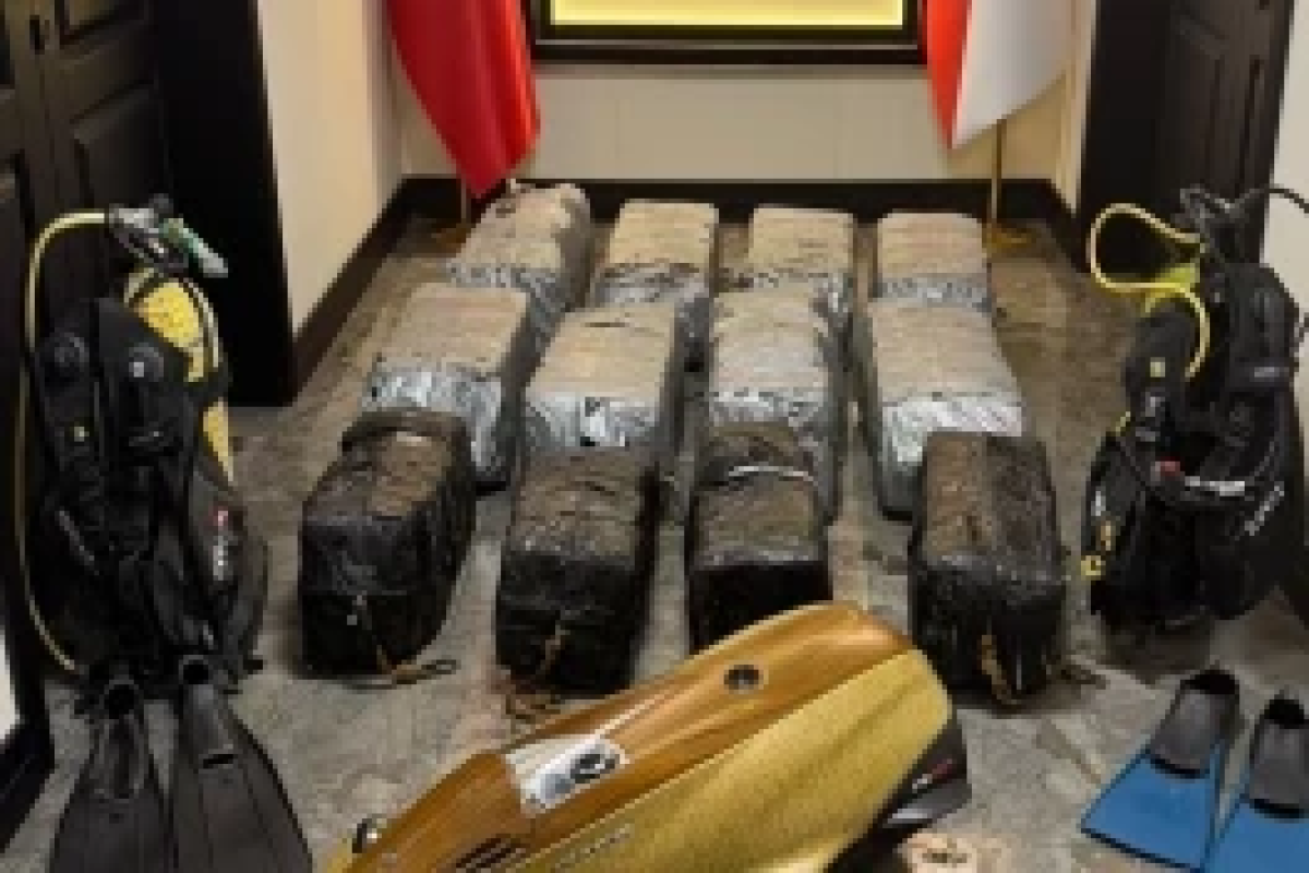 В Турции на судне в порту обнаружено 350 кг кокаина -ФОТО 