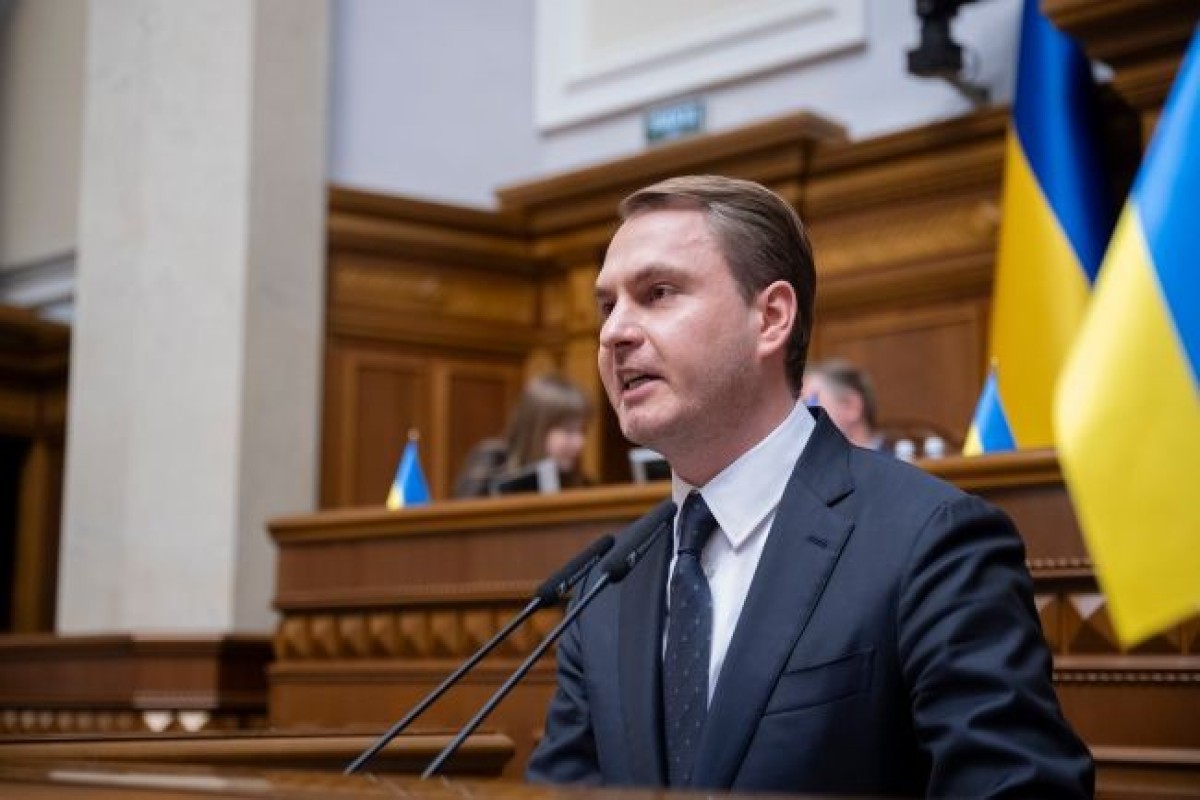 Рада отправила генпрокурора Руслана Кравченко в отставку
