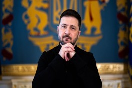 Зеленский заявил о поражении трех самолетов и трех вертолетов в Ростове-ВИДЕО 