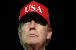 Трамп предложил переименовать ИИ в "высший интеллект"