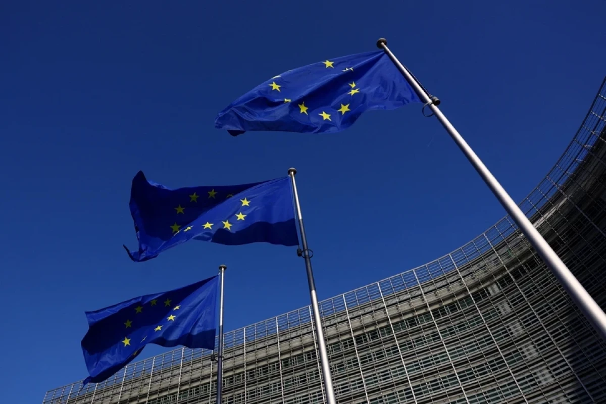 ЕС передал Украине 8 млрд евро доходов от российских активов