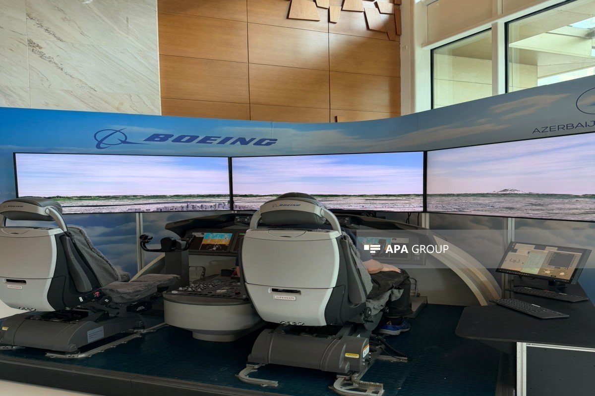 AZAL предлагает почувствовать себя пилотом Boeing 787 Dreamliner-ФОТО 