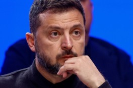 Украина передала Южной Корее двух пленных военных КНДР
