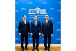 Азербайджан и Туркменистан обсудили развитие межпарламентских связей