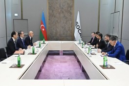 Apollo может инвестировать в нефтегазовые проекты SOCAR
