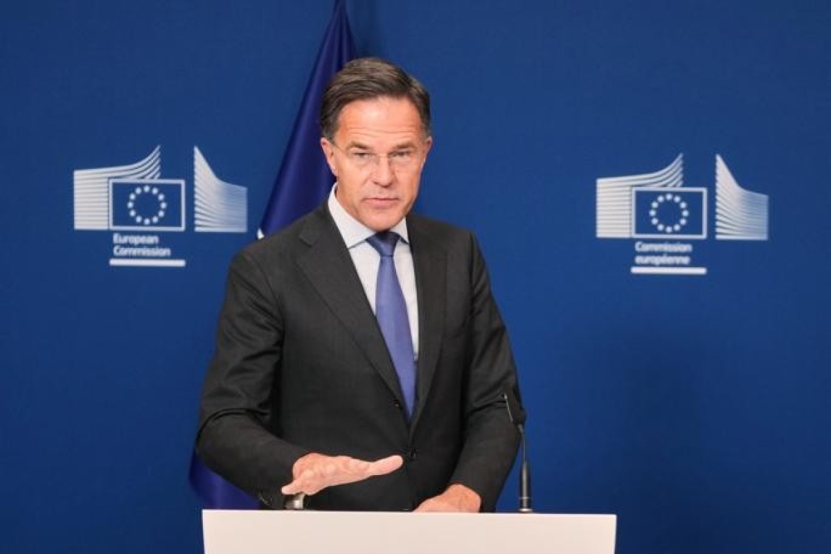 Рютте призвал НАТО сохранять спокойствие и больше тратить на оборону