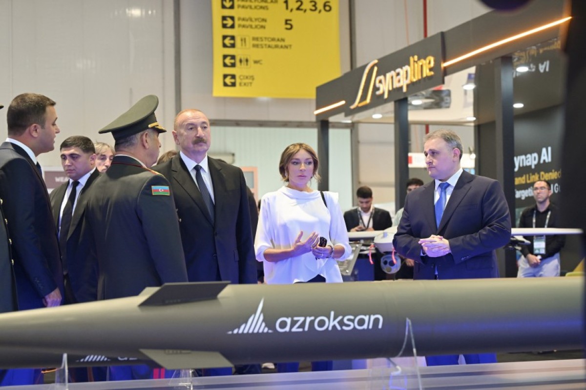 Ильхам Алиев и Мехрибан Алиева прибыли на ADEX 2026-ФОТО -ОБНОВЛЕНО 