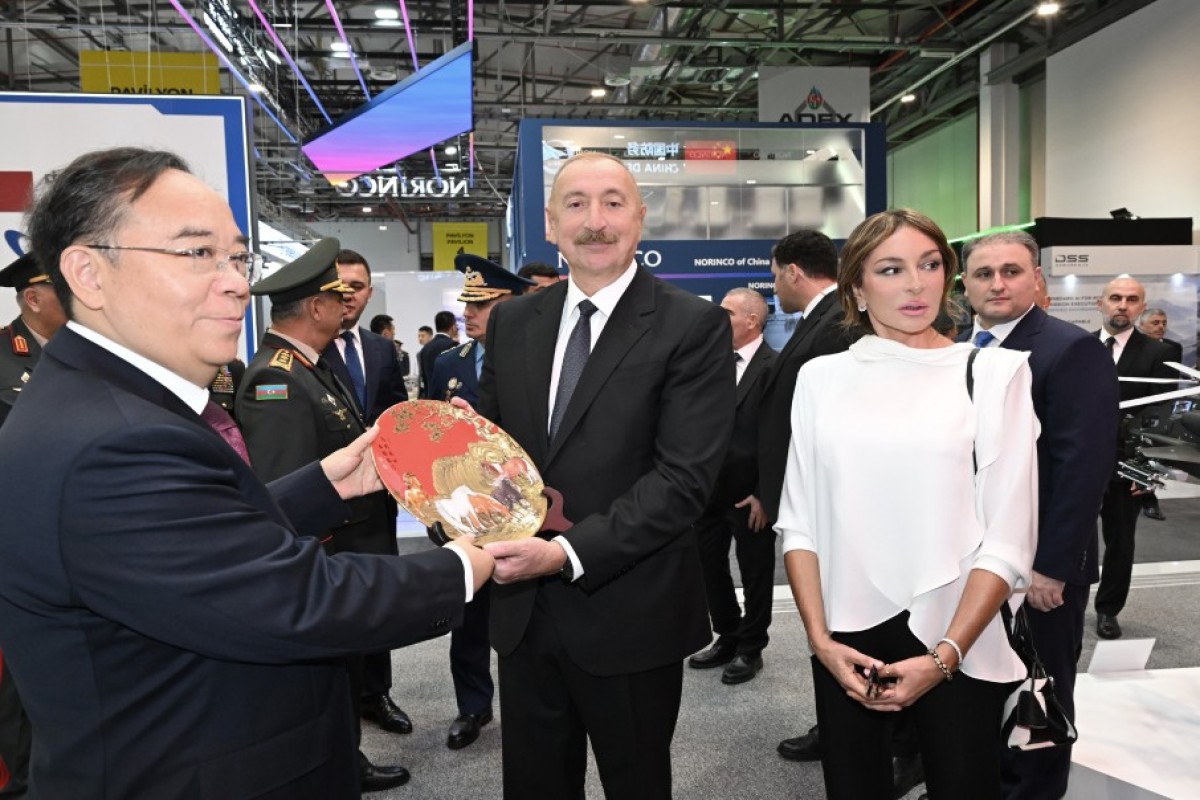 Ильхам Алиев и Мехрибан Алиева прибыли на ADEX 2026-ФОТО -ОБНОВЛЕНО 