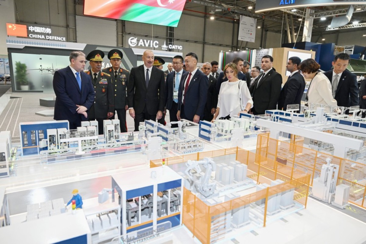 Ильхам Алиев и Мехрибан Алиева прибыли на ADEX 2026-ФОТО -ОБНОВЛЕНО 